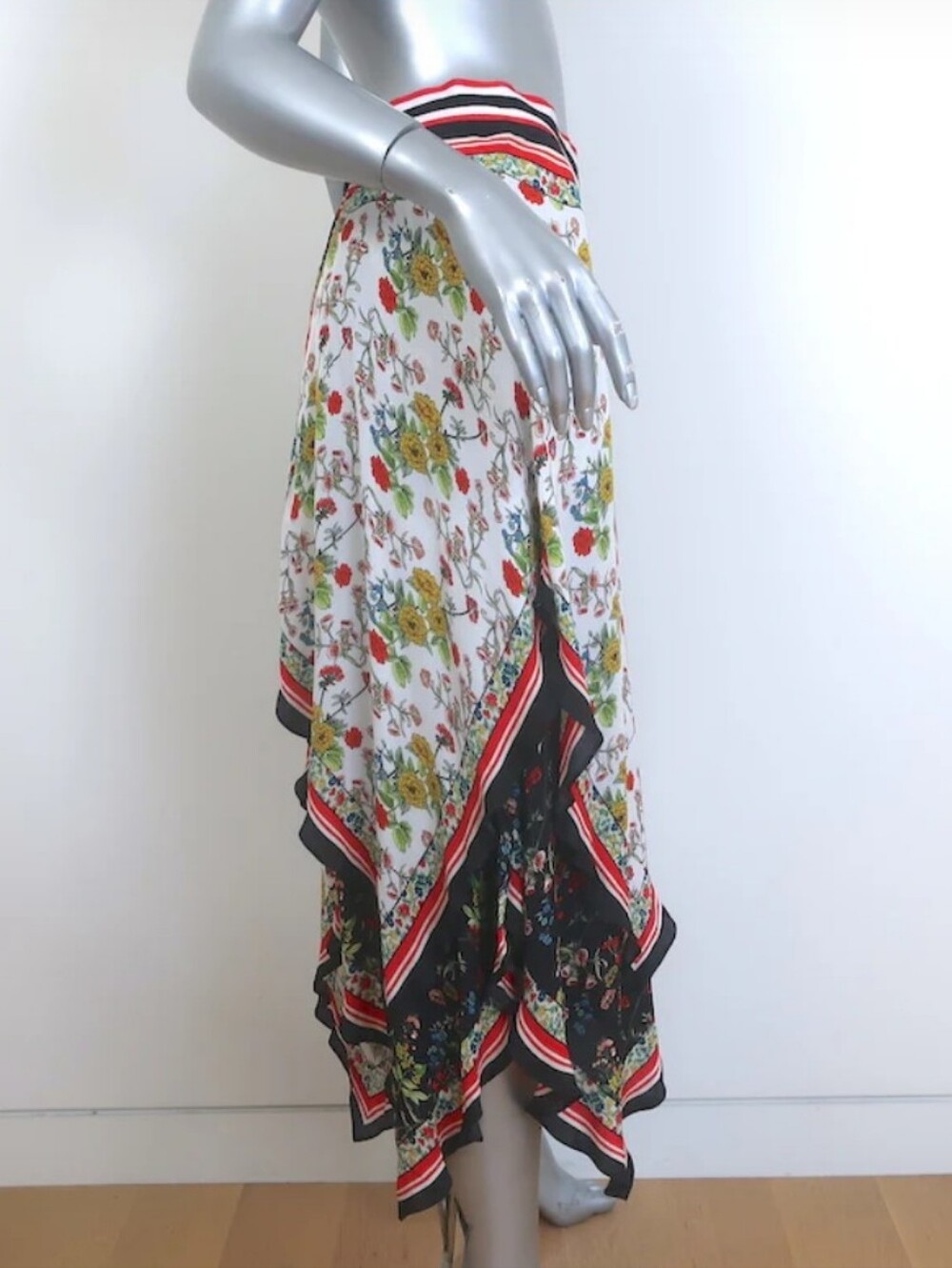 Alice + Olivia Floral Mixed-Panel Skirt - Picture 5 of 8